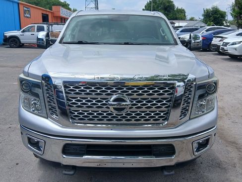 Used 2017 Nissan Titan SL RWD image 10