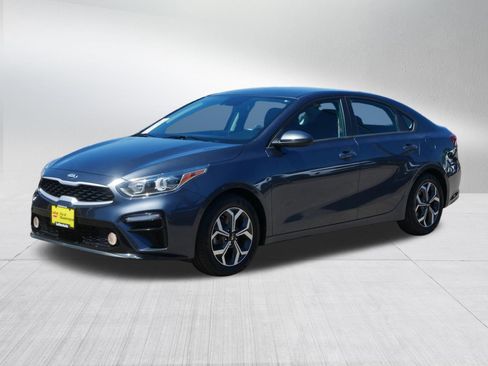 Certified 2021 Kia Forte LXS FWD image 3