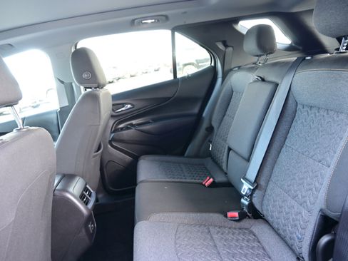 Used 2024 Chevrolet Equinox LT image 14