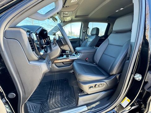 Used 2025 Chevrolet Silverado 1500 LT w/ Leather Package image 19