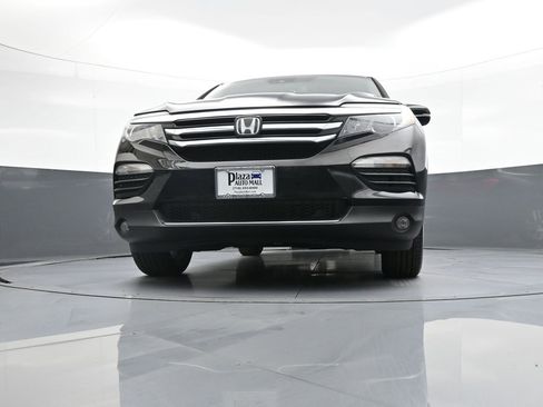 Used 2017 Honda Pilot Elite image 31