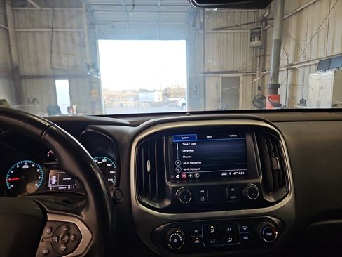 Used 2022 Chevrolet Colorado LT w/ Fleet Safety Package image 10