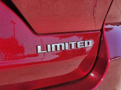 New 2025 Jeep Grand Cherokee Limited image 8