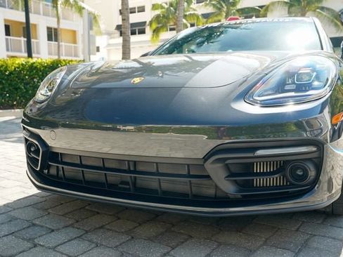Used 2023 Porsche Panamera 4 Platinum Edition AWD/4WD image 42