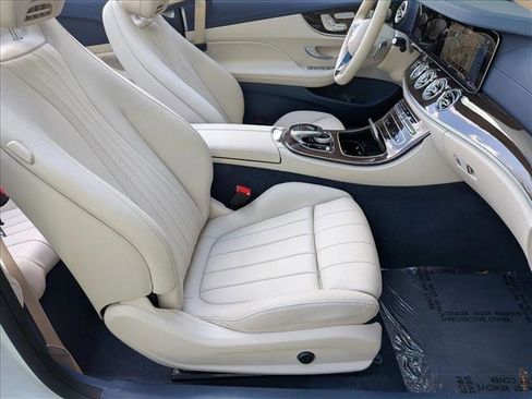 Used 2023 Mercedes-Benz E 450 4MATIC Cabriolet image 19