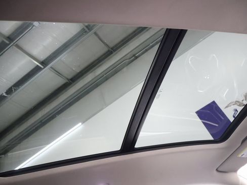 Used 2022 Volkswagen Atlas SEL R-Line image 26