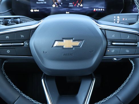 New 2026 Chevrolet Traverse LT w/ Driver Confidence Package image 13