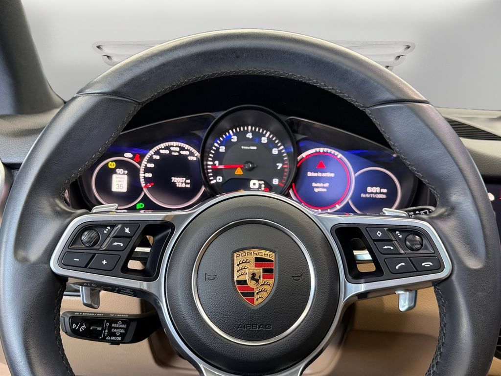 Used 2023 Porsche Cayenne Platinum Edition AWD/4WD image 19
