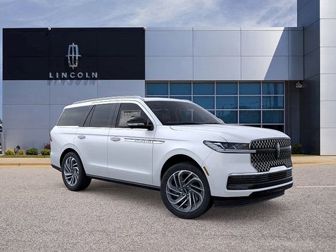 New 2026 Lincoln Navigator Reserve AWD/4WD image 7