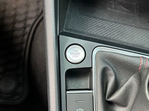 Used 2024 Volkswagen Jetta GLI Autobahn FWD image 29
