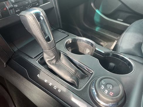 Used 2016 Ford Explorer XLT w/ Equipment Group 202A image 25