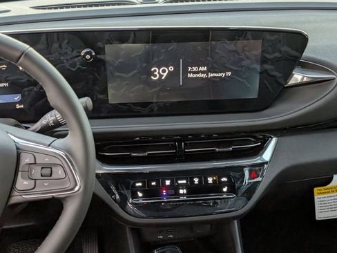 New 2026 Buick Envista Avenir image 11