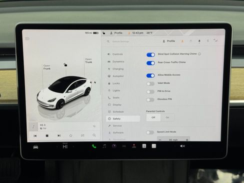 Used 2022 Tesla Model 3 image 29