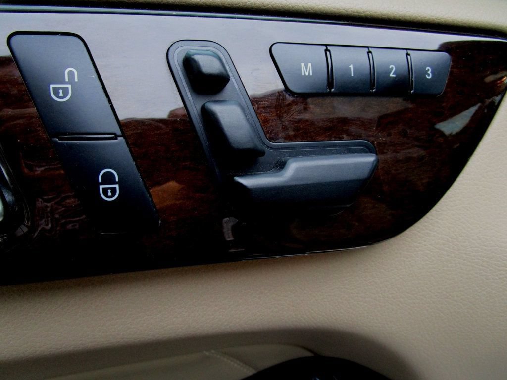 Used 2013 Mercedes-Benz GL 450 4MATIC image 28