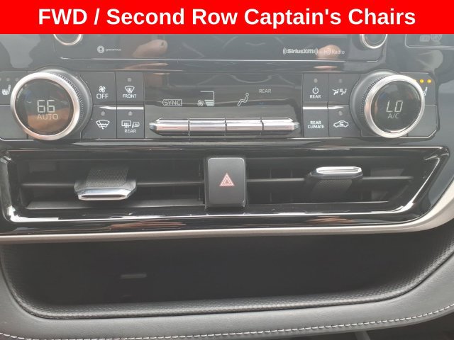 Used 2022 Toyota Highlander XLE FWD image 44