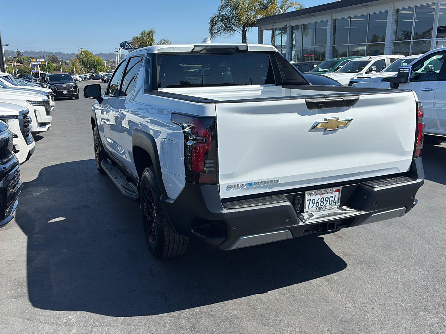 Used 2026 Chevrolet Silverado EV LT AWD/4WD image 5