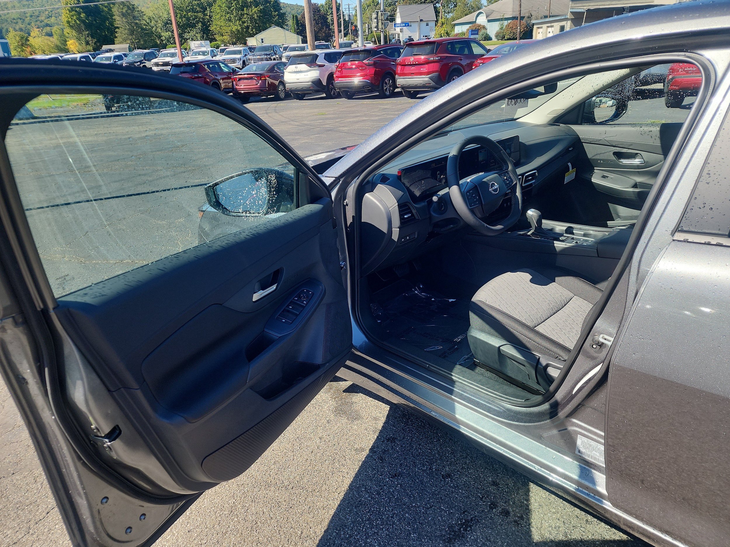 New 2027 Nissan Sentra SV FWD image 10