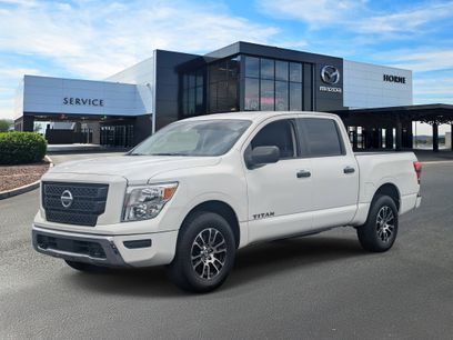 Used 2022 Nissan Titan SV