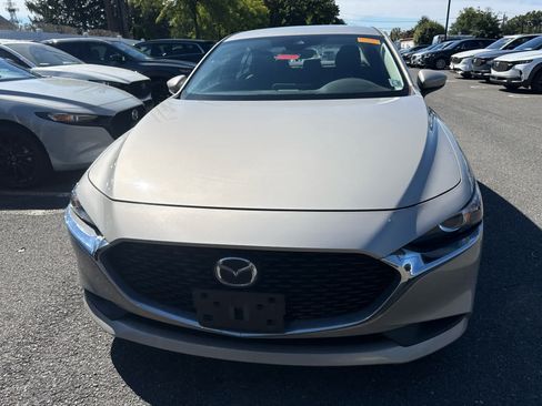 Used 2022 MAZDA MAZDA3 s FWD image 1