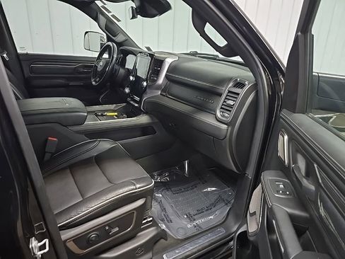 Used 2019 RAM 1500 Limited AWD/4WD image 16