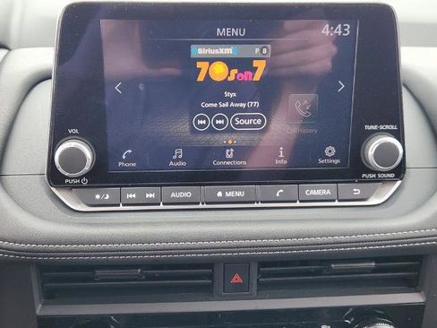 Certified 2025 Nissan Rogue S FWD image 12