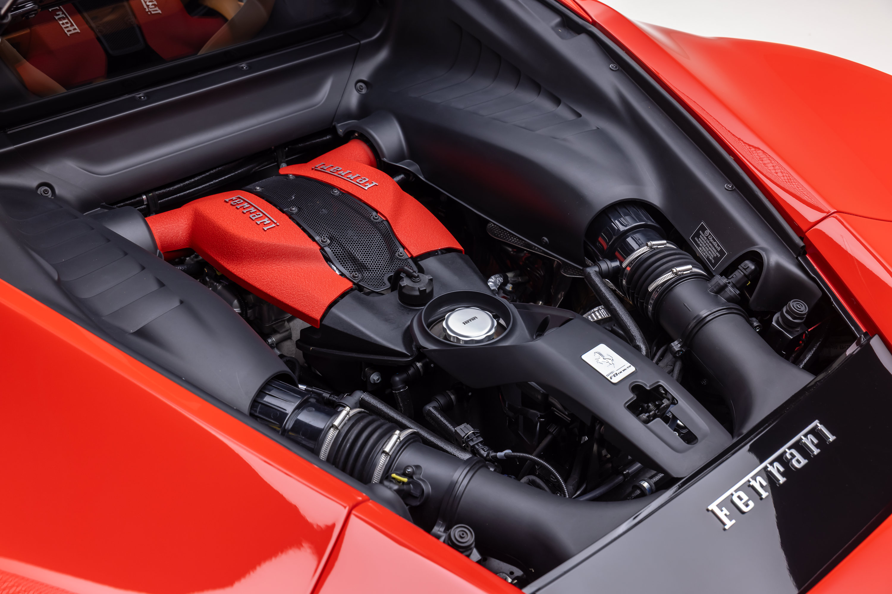 Certified 2020 Ferrari F8 Tributo RWD image 37