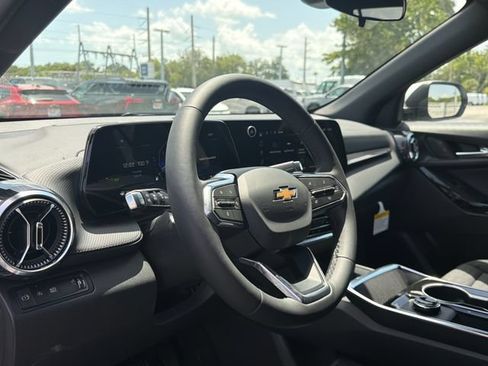 New 2027 Chevrolet Equinox LT FWD image 24
