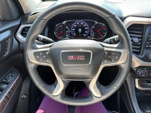 Used 2023 GMC Acadia Denali AWD/4WD image 25