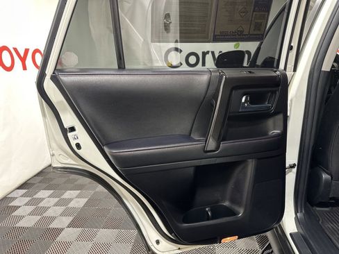 Used 2023 Toyota 4Runner TRD Off-Road Premium image 18