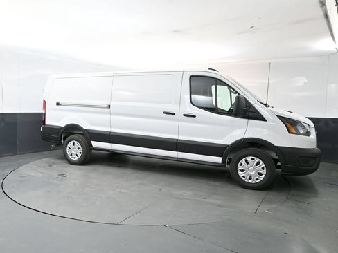 New 2026 Ford Transit 250 Low Roof RWD image 7