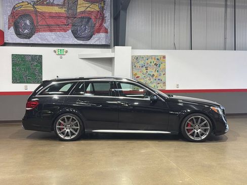 Used 2015 Mercedes-Benz E 63 AMG S-Model image 3