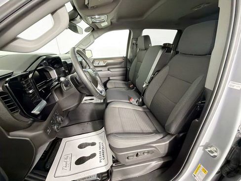 Used 2024 Chevrolet Silverado 1500 RST image 19