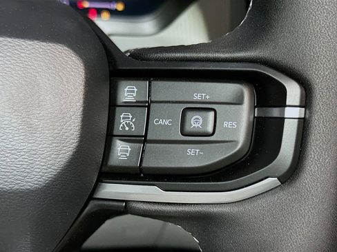 New 2026 Jeep Cherokee Limited AWD/4WD image 32
