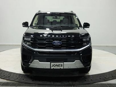 Used 2025 Ford Expedition Platinum w/ Driver's Package