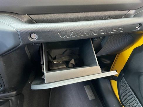 Used 2019 Jeep Wrangler Sport image 43