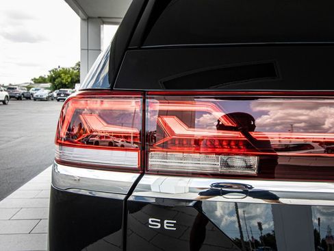 New 2026 Volkswagen Atlas SE FWD image 15