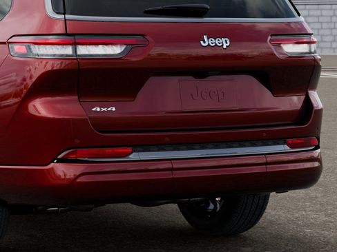 New 2026 Jeep Grand Cherokee L Limited image 13