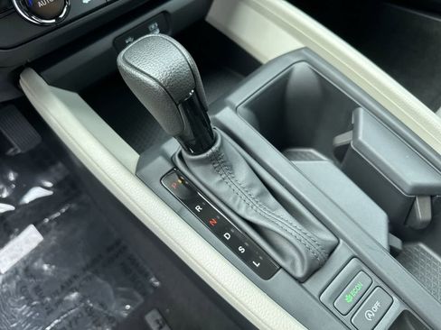 Used 2025 Honda Accord LX image 20