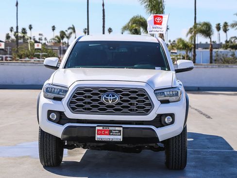 Certified 2023 Toyota Tacoma TRD Off-Road w/ Black Out Package (TMS) image 4