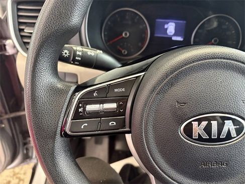 Used 2020 Kia Sportage LX image 17
