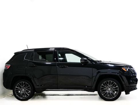 Used 2022 Jeep Compass High Altitude AWD/4WD image 5