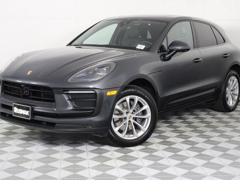 Certified 2026 Porsche Macan AWD/4WD image 35