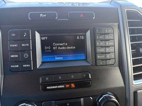 Used 2015 Ford F150 XLT w/ Trailer Tow Package image 17