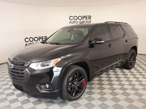 Used 2020 Chevrolet Traverse Premier w/ Redline Edition image 11