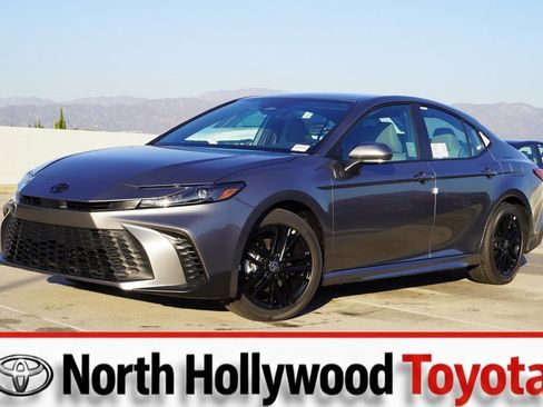 New 2026 Toyota Camry SE image 1