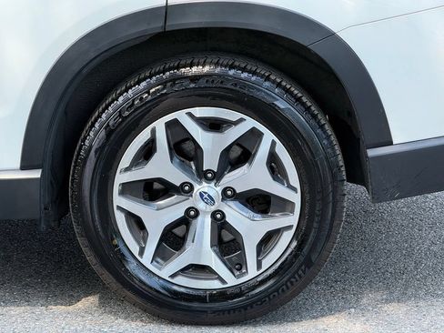 Certified 2024 Subaru Forester Premium AWD/4WD image 7