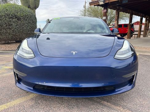 Used 2019 Tesla Model 3 Long Range image 9