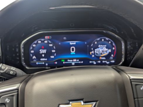 Used 2025 Chevrolet Silverado 3500 LTZ w/ LTZ Plus Package image 17