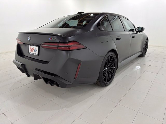 Used 2026 BMW M5 w/ Carbon Package AWD/4WD image 5