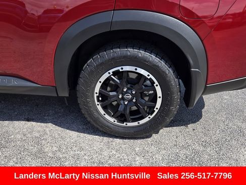 Used 2023 Nissan Pathfinder Rock Creek AWD/4WD image 12